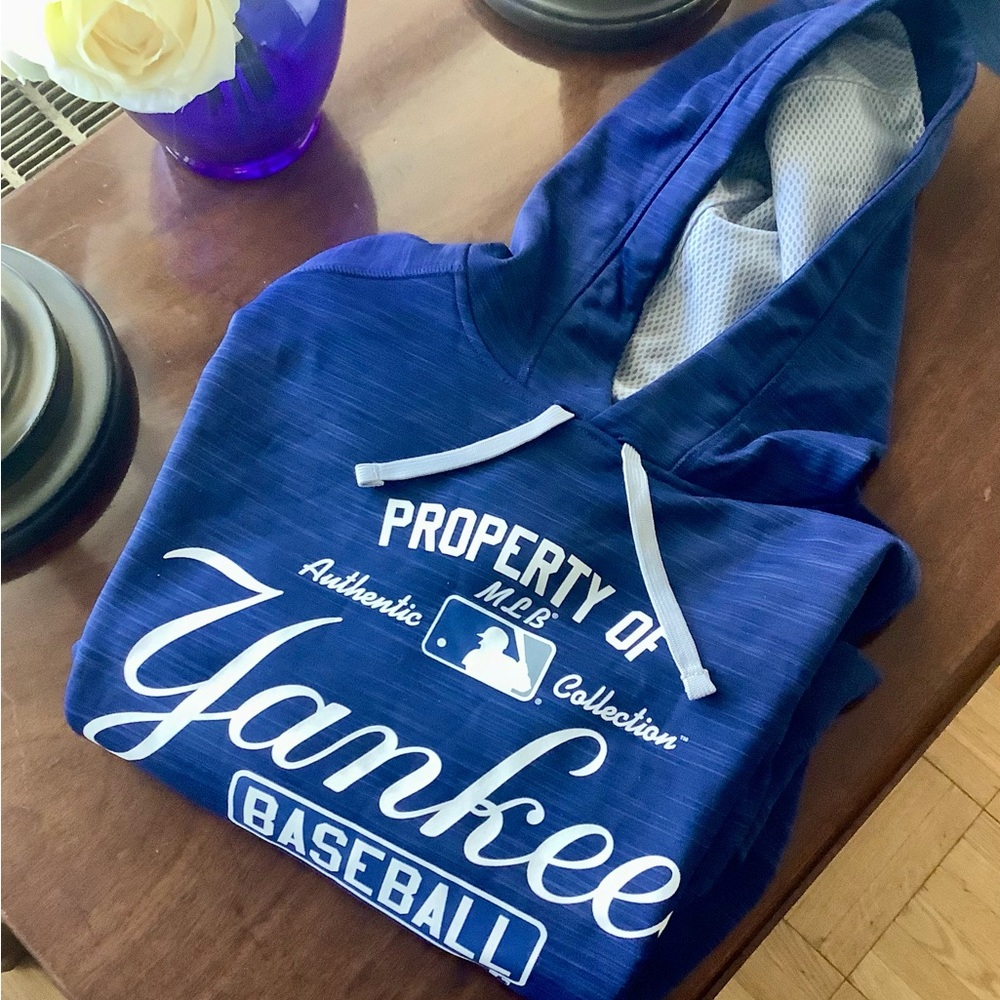 Majestic MLB New York Yankees ThermaBase hoodie Sz Large